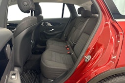 Punainen Mercedes-Benz GLC 2016 kuva 8.