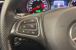 Punainen Mercedes-Benz GLC 2016 kuva 14.