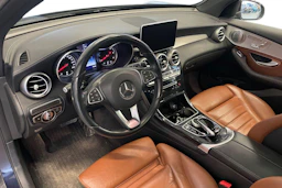 Sininen Mercedes-Benz GLC 2016 kuva 3.