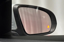 harmaa Mercedes-Benz GLC 2016 kuva 32.