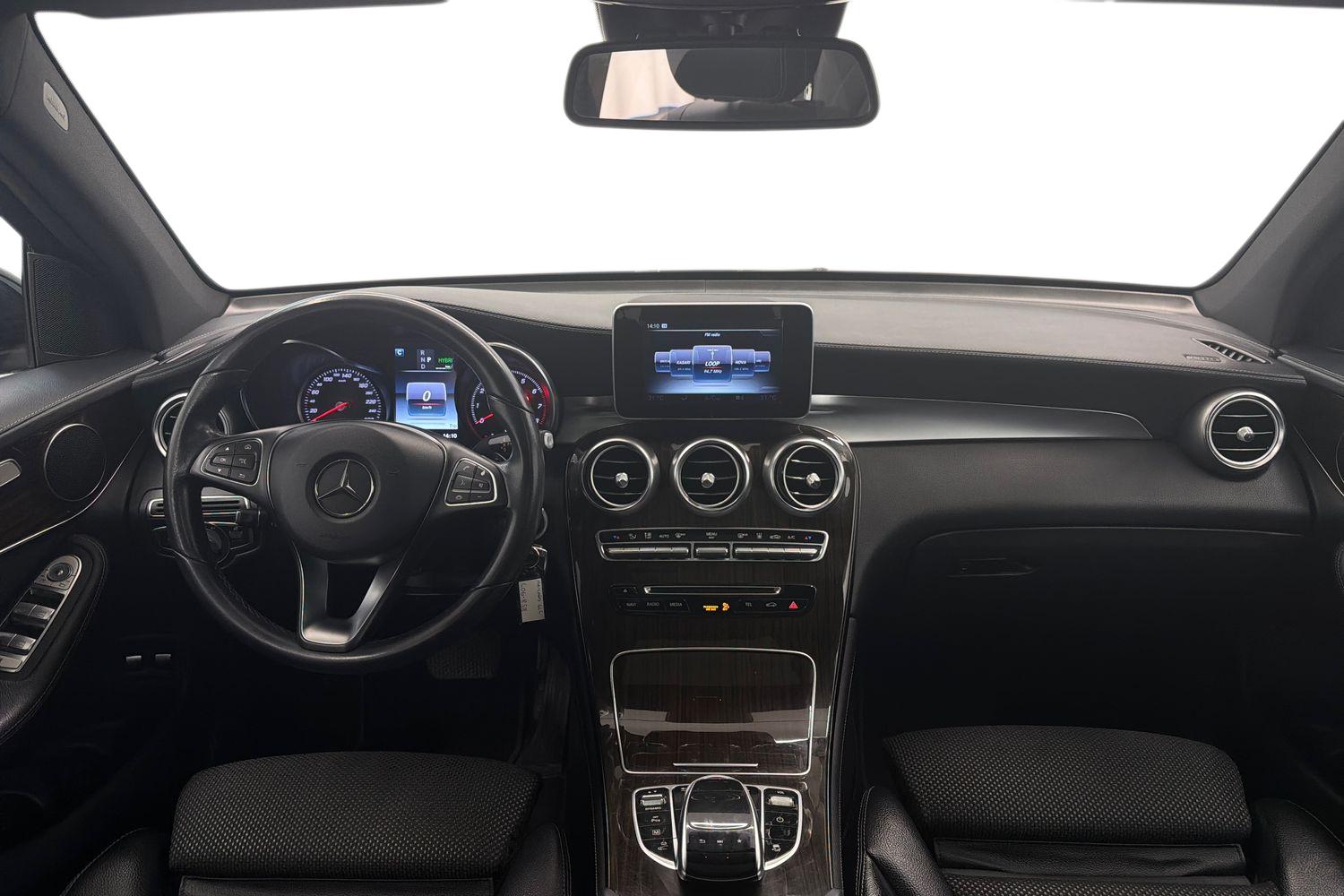 Mercedes-Benz GLC 2017, kuva 7/34