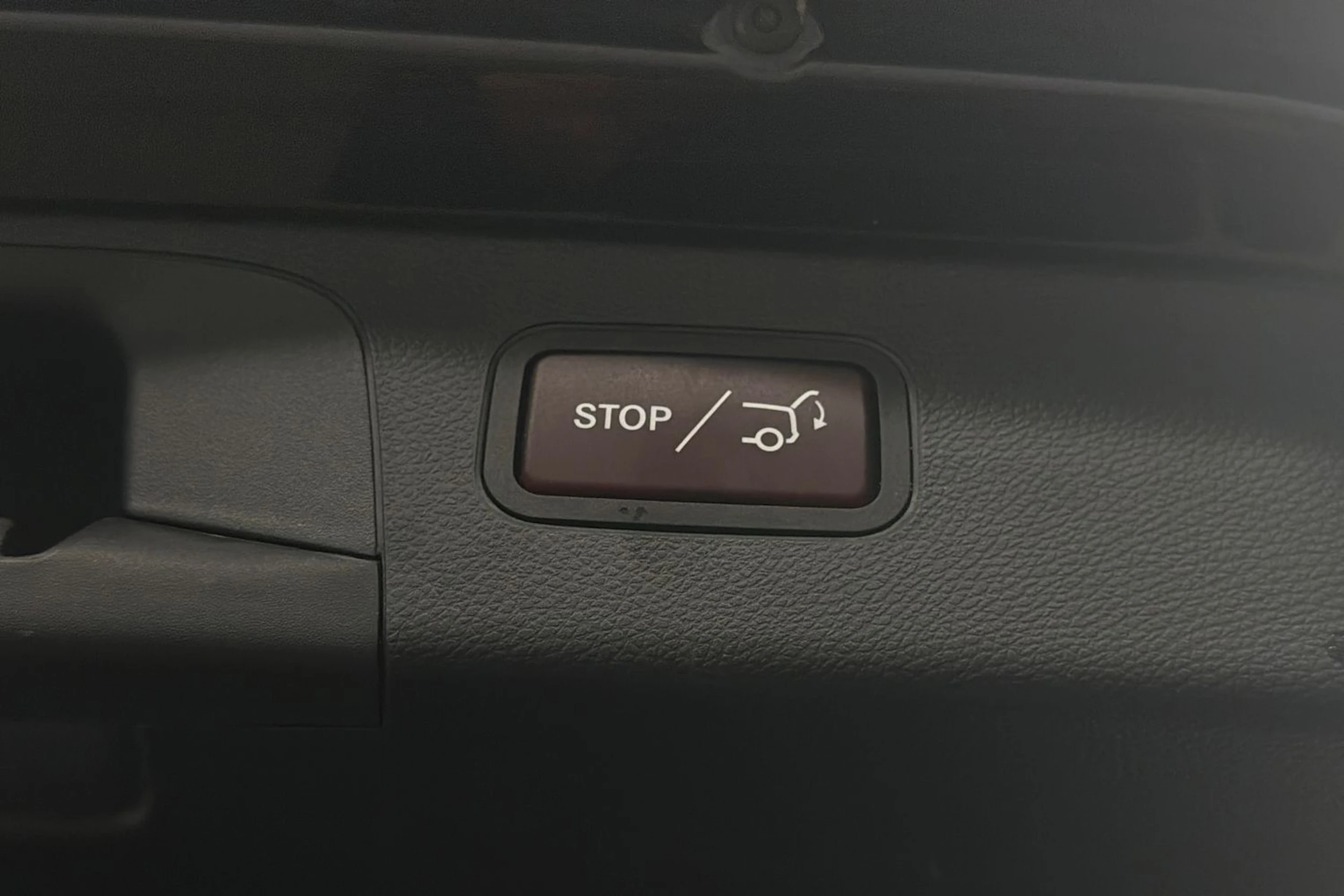 musta Mercedes-Benz GLC 2017 kuva 15.