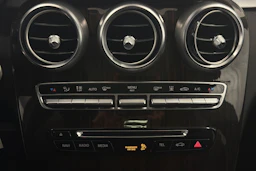 musta Mercedes-Benz GLC 2017 kuva 25.
