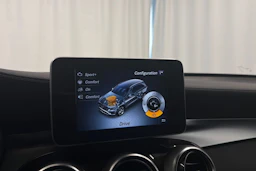 musta Mercedes-Benz GLC 2017 kuva 28.