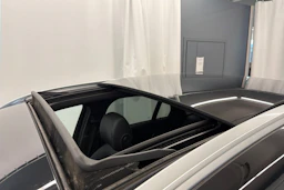 musta Mercedes-Benz GLC 2017 kuva 31.