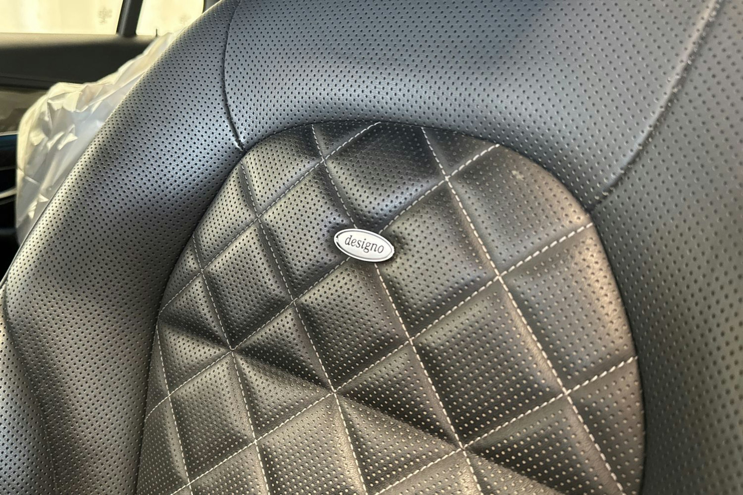 Musta Mercedes-Benz GLC 2017 kuva 19.