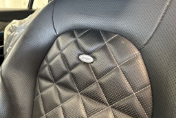 Musta Mercedes-Benz GLC 2017 kuva 19.