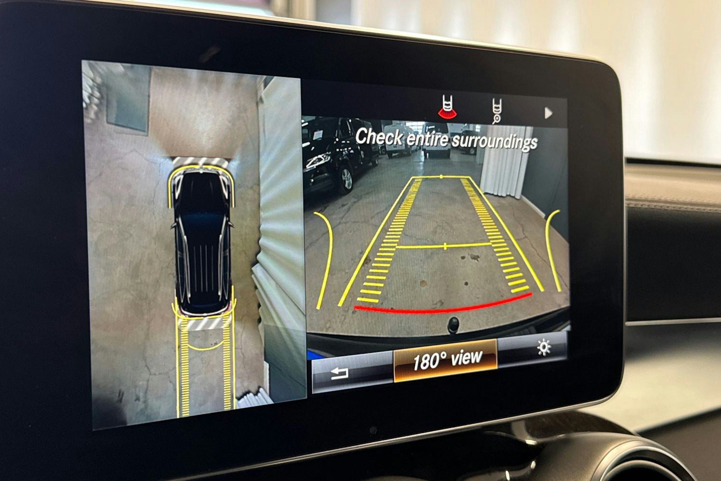 Musta Mercedes-Benz GLC 2017 kuva 22.