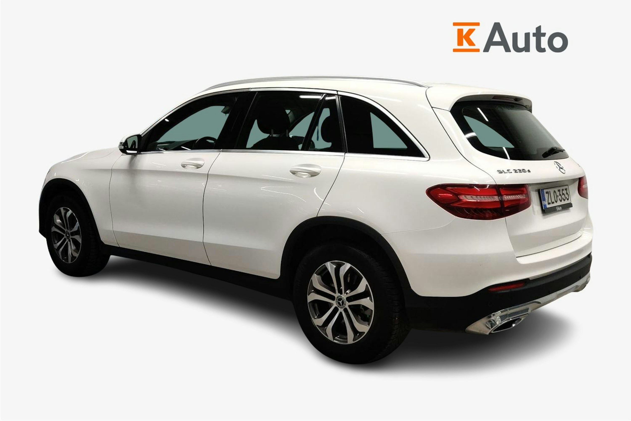 valkoinen Mercedes-Benz GLC 2017 kuva 2.