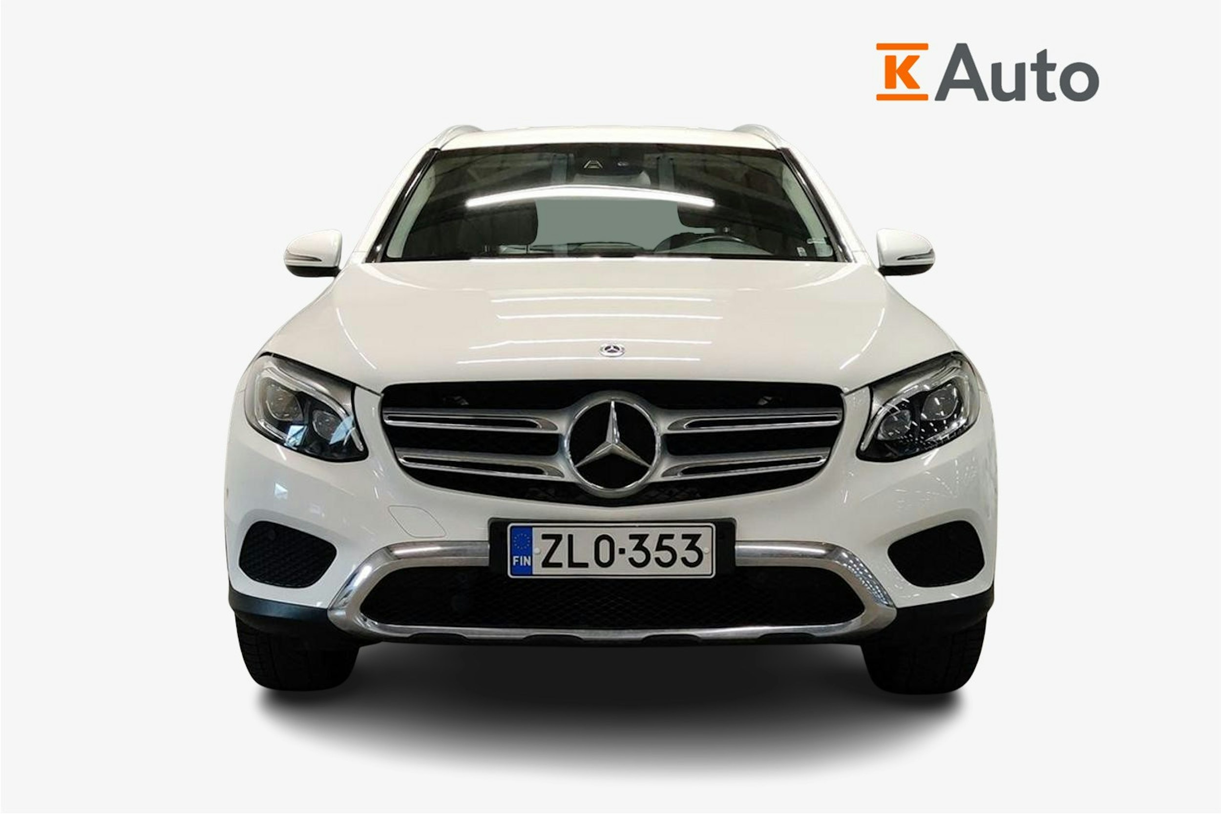 valkoinen Mercedes-Benz GLC 2017 kuva 5.