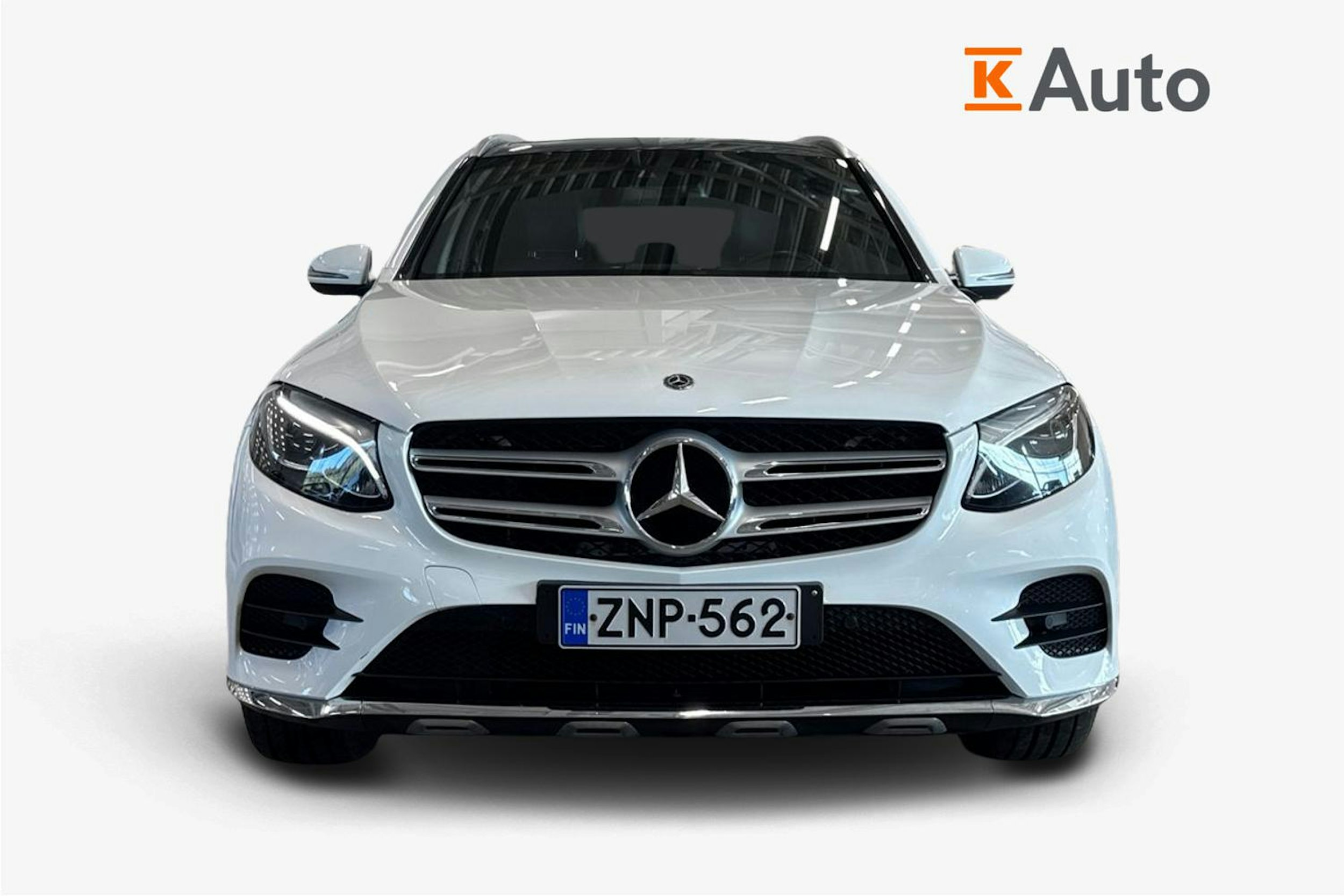 valkoinen Mercedes-Benz GLC 2017 kuva 4.