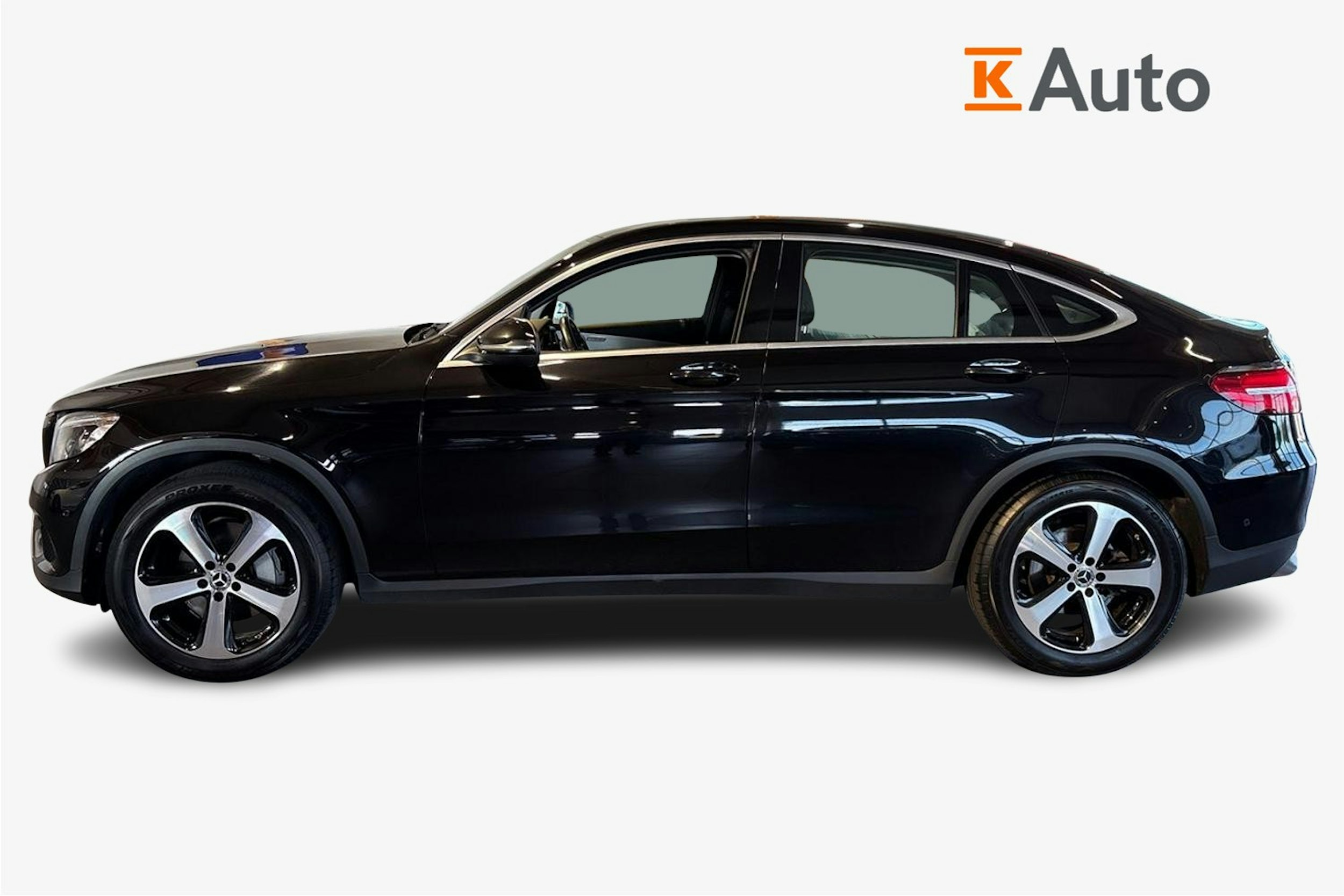 musta Mercedes-Benz GLC 2018 kuva 6.