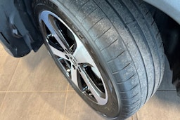 musta Mercedes-Benz GLC 2018 kuva 13.