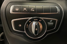harmaa Mercedes-Benz GLC 2018 kuva 18.