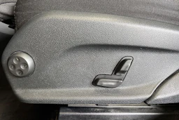 met. harmaa Mercedes-Benz GLC 2018 kuva 14.