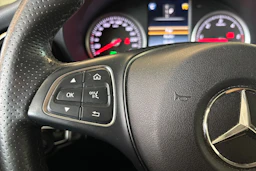 met. harmaa Mercedes-Benz GLC 2018 kuva 16.