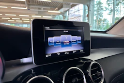 met. harmaa Mercedes-Benz GLC 2018 kuva 18.