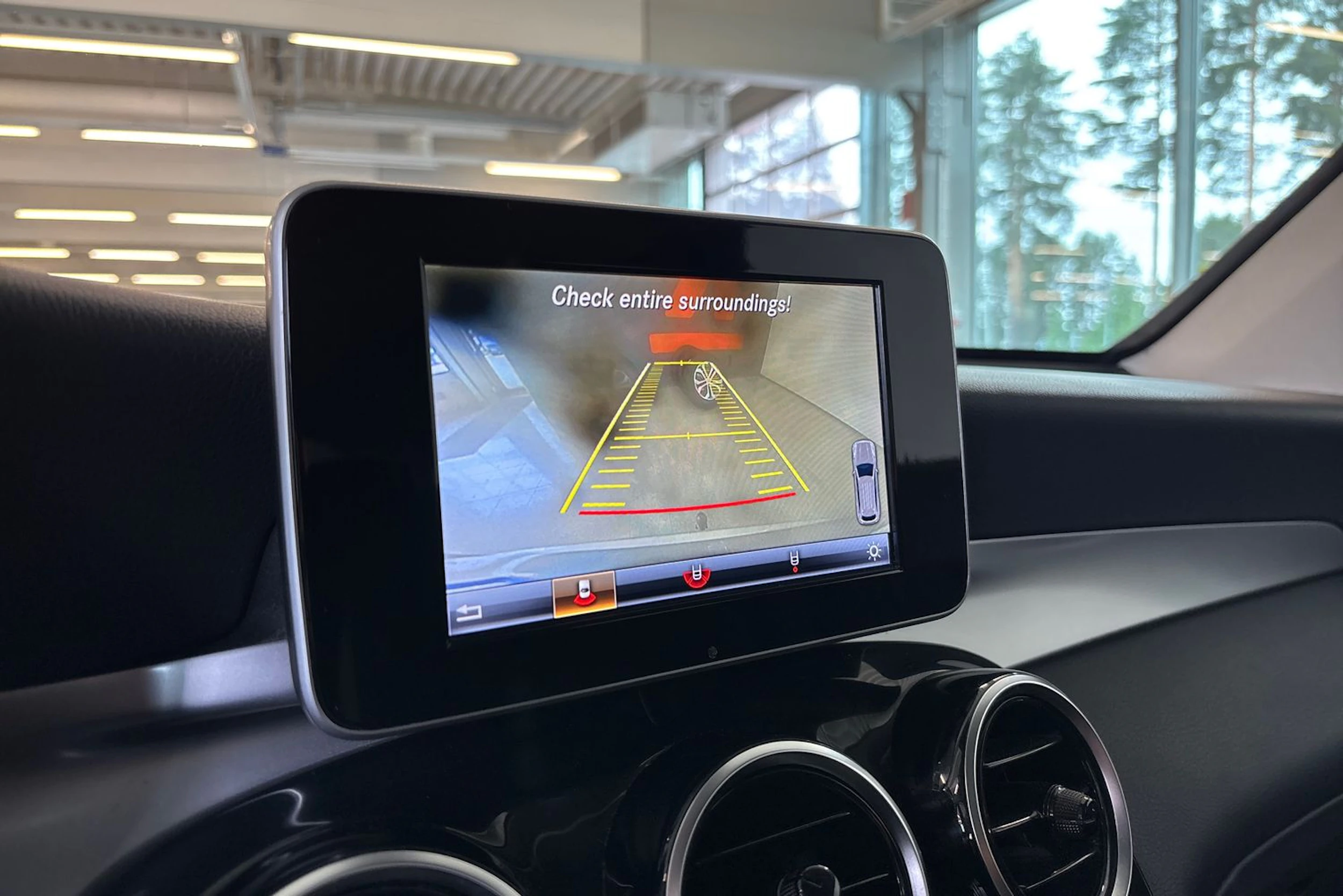 met. harmaa Mercedes-Benz GLC 2018 kuva 19.