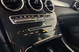 met. harmaa Mercedes-Benz GLC 2018 kuva 20.