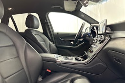 sininen Mercedes-Benz GLC 2018 kuva 12.
