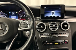 sininen Mercedes-Benz GLC 2018 kuva 18.