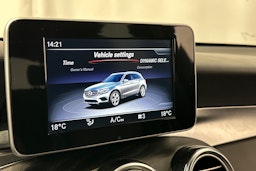 sininen Mercedes-Benz GLC 2018 kuva 21.
