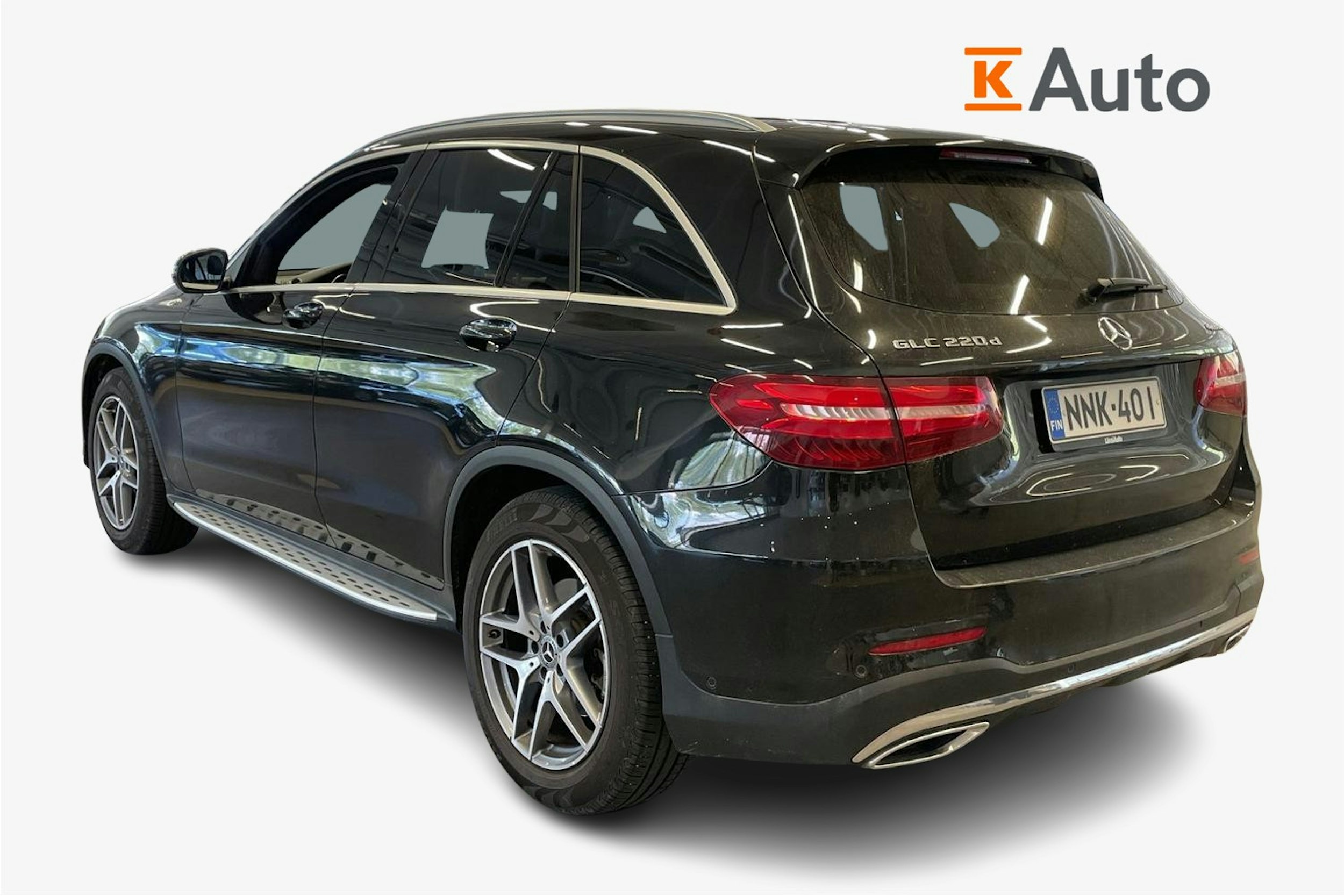 Musta Mercedes-Benz GLC 2018 kuva 2.