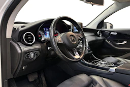 valkoinen Mercedes-Benz GLC 2018 kuva 8.