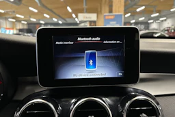 valkoinen Mercedes-Benz GLC 2018 kuva 16.