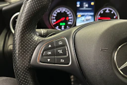 valkoinen Mercedes-Benz GLC 2018 kuva 21.