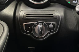 valkoinen Mercedes-Benz GLC 2018 kuva 25.