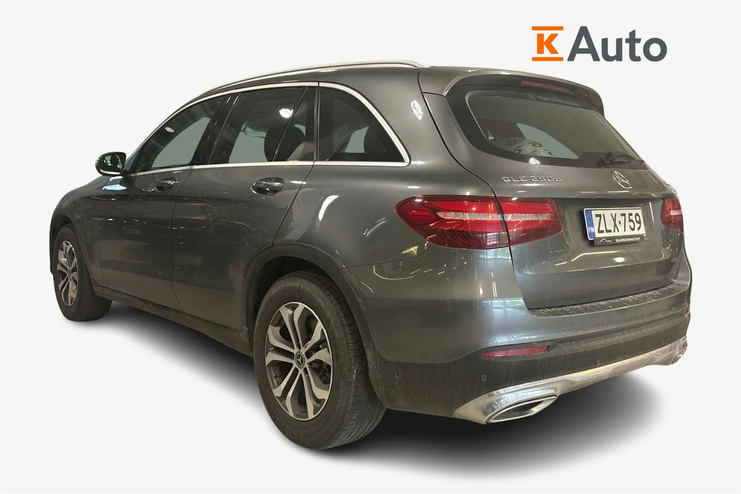 harmaa Mercedes-Benz GLC 2018 kuva 2.