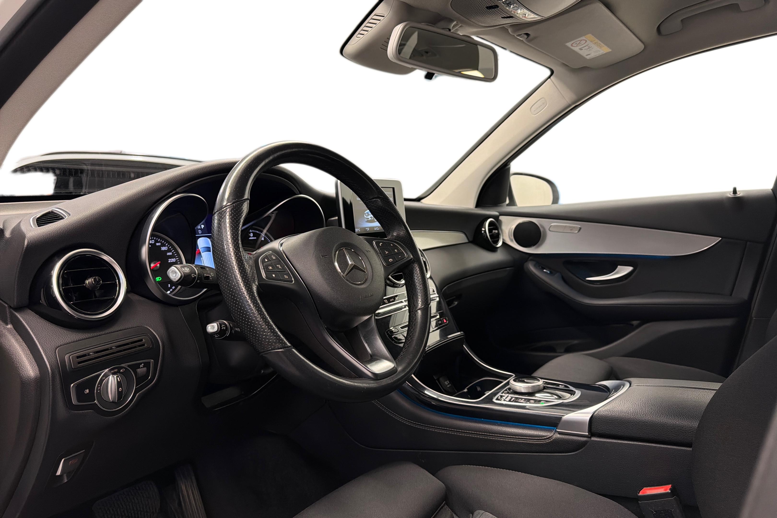 Mercedes-Benz GLC 2019, kuva 6/30