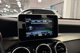 Valkoinen Mercedes-Benz GLC 2019 kuva 25.