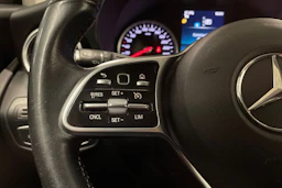 harmaa Mercedes-Benz GLC 2020 kuva 23.