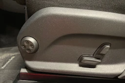 harmaa Mercedes-Benz GLC 2020 kuva 27.