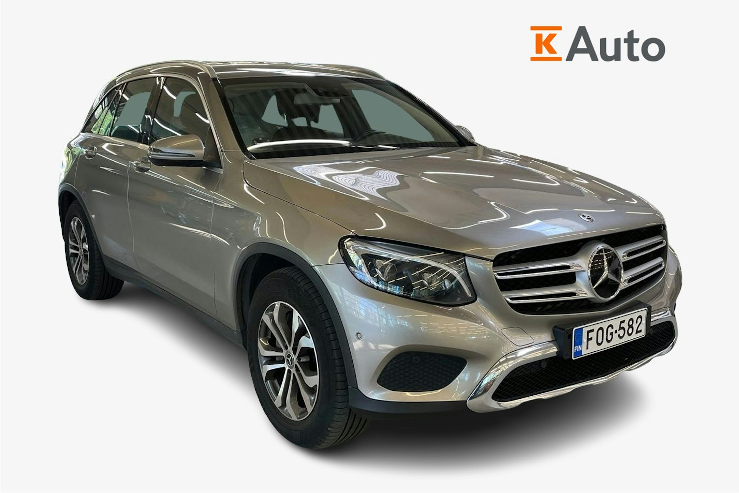 harmaa Mercedes-Benz GLC 2019 kuva 1.