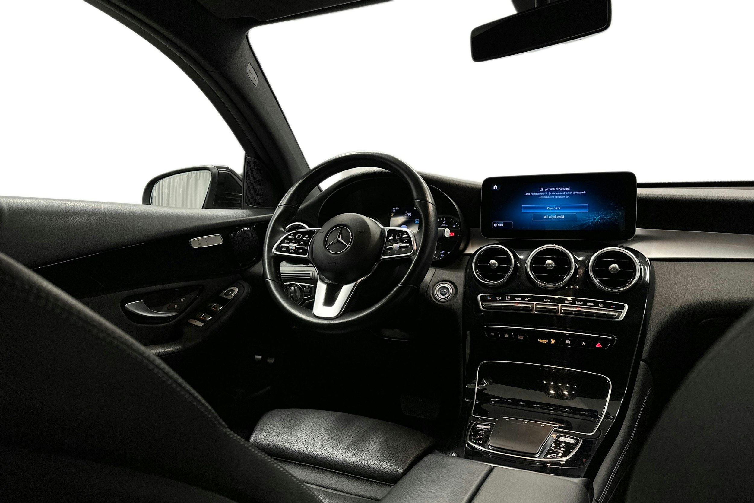 musta Mercedes-Benz GLC 2019 kuva 9.