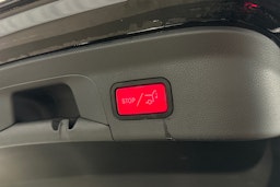 musta Mercedes-Benz GLC 2019 kuva 26.