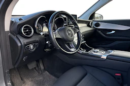 harmaa Mercedes-Benz GLC 2019 kuva 3.