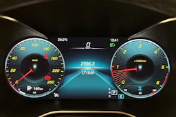 harmaa Mercedes-Benz GLC 2020 kuva 16.