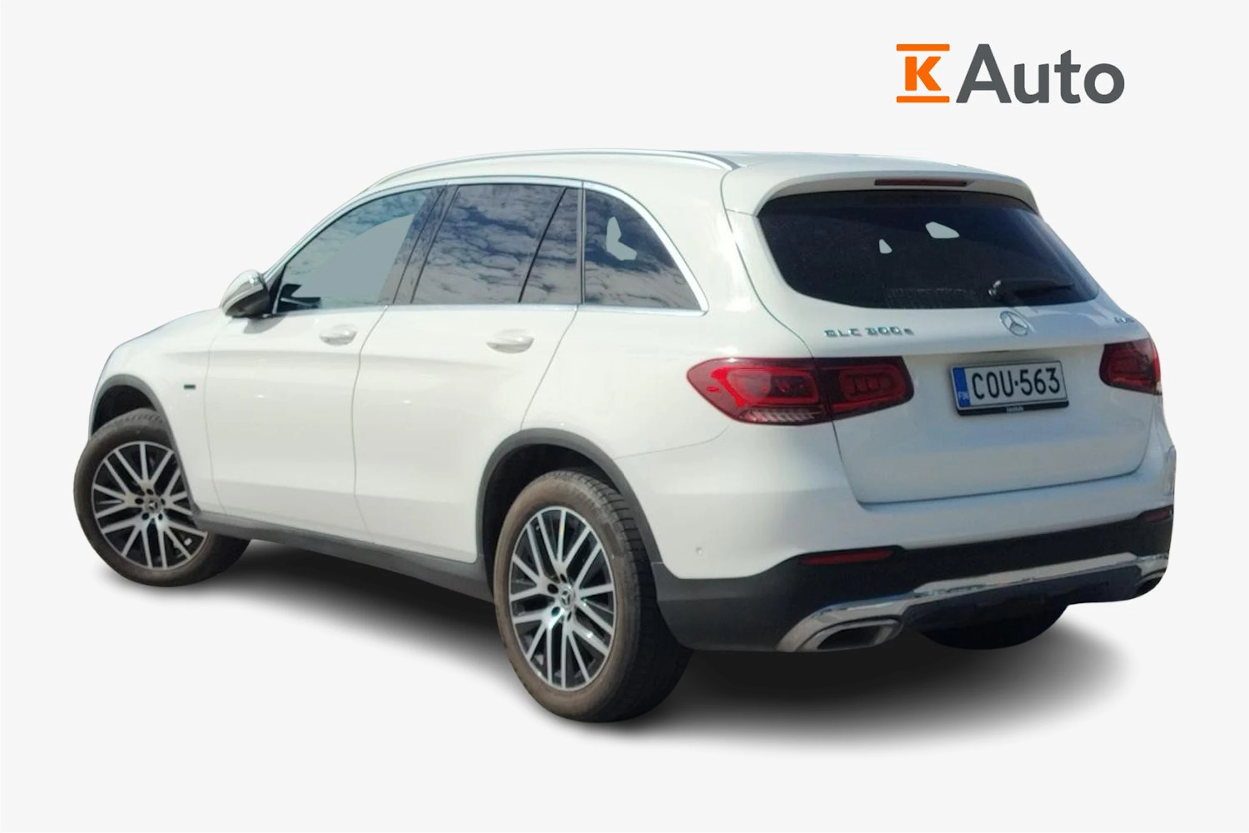 valkoinen Mercedes-Benz GLC 2020 kuva 2.