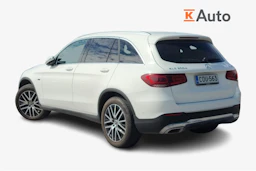 valkoinen Mercedes-Benz GLC 2020 kuva 2.