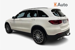 valkoinen Mercedes-Benz GLC 2020 kuva 2.