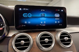 valkoinen Mercedes-Benz GLC 2020 kuva 17.