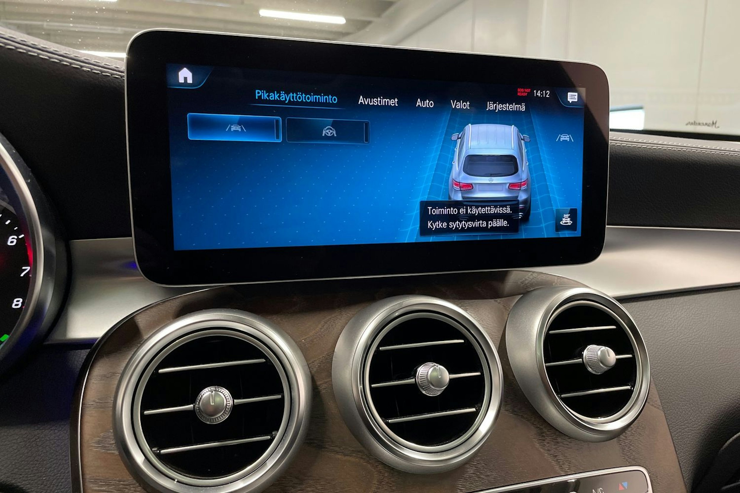 valkoinen Mercedes-Benz GLC 2020 kuva 21.