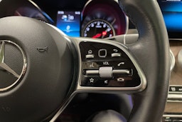 valkoinen Mercedes-Benz GLC 2020 kuva 31.