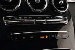 valkoinen Mercedes-Benz GLC 2020 kuva 31.