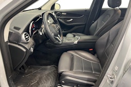 harmaa Mercedes-Benz GLC 2020 kuva 7.