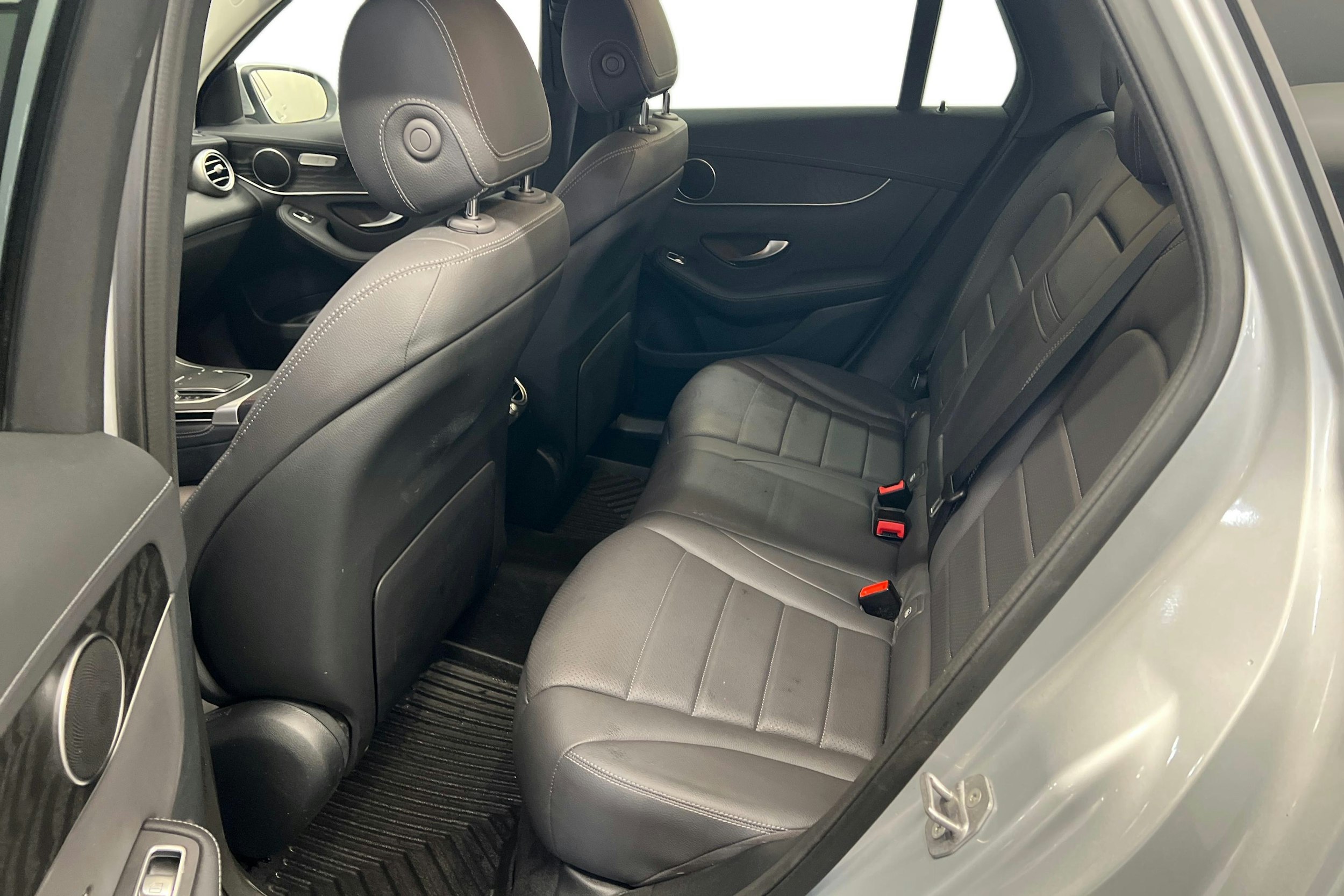 harmaa Mercedes-Benz GLC 2020 kuva 10.